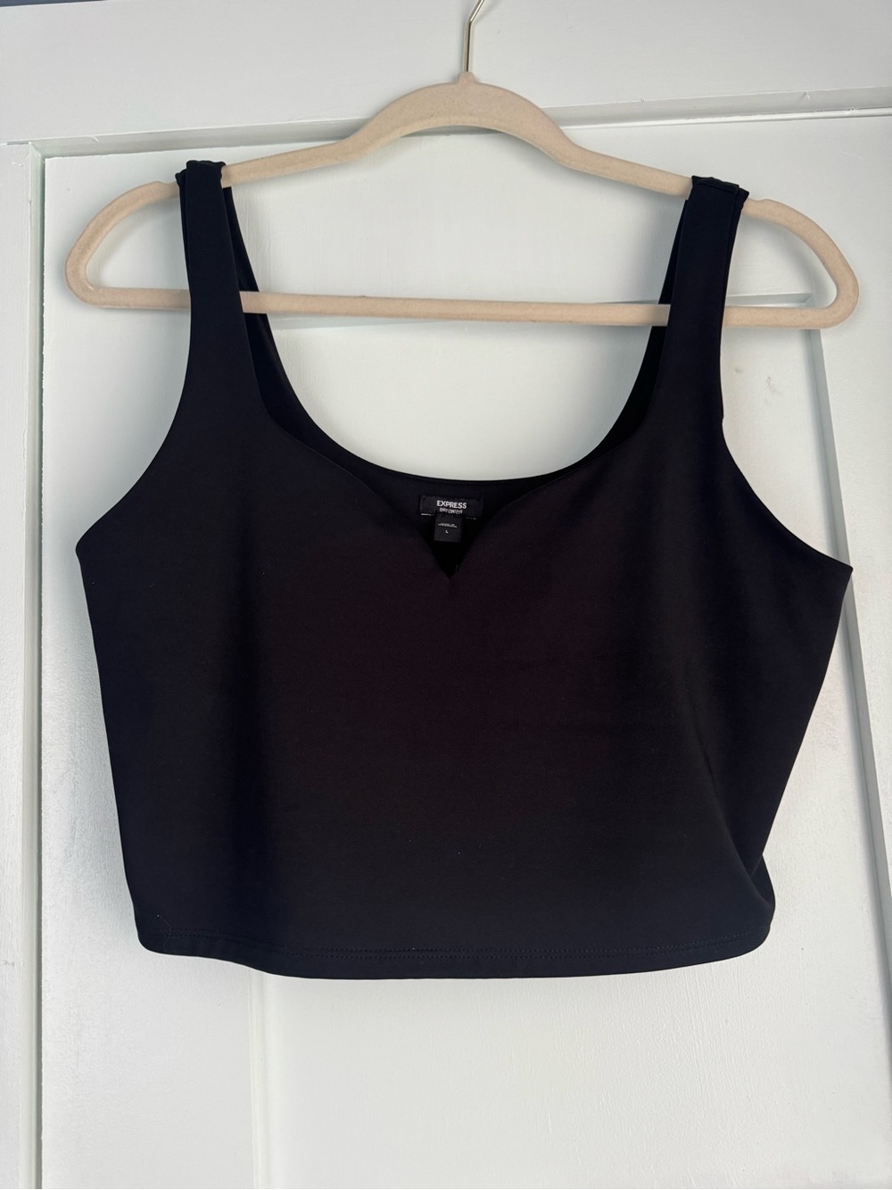 Express Black Scoop-Neck Cropped Tank
